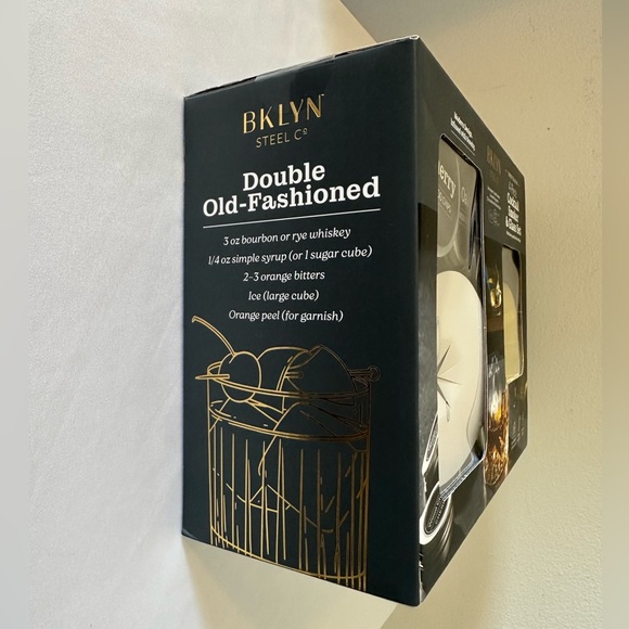 BKLYN Steel Co. 4-Piece Cocktail Smoker Set - Picture 2 of 5